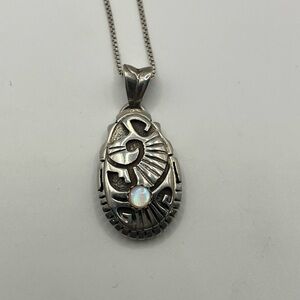 Silver Pendant Necklace with Mother of Pearl accent Native American